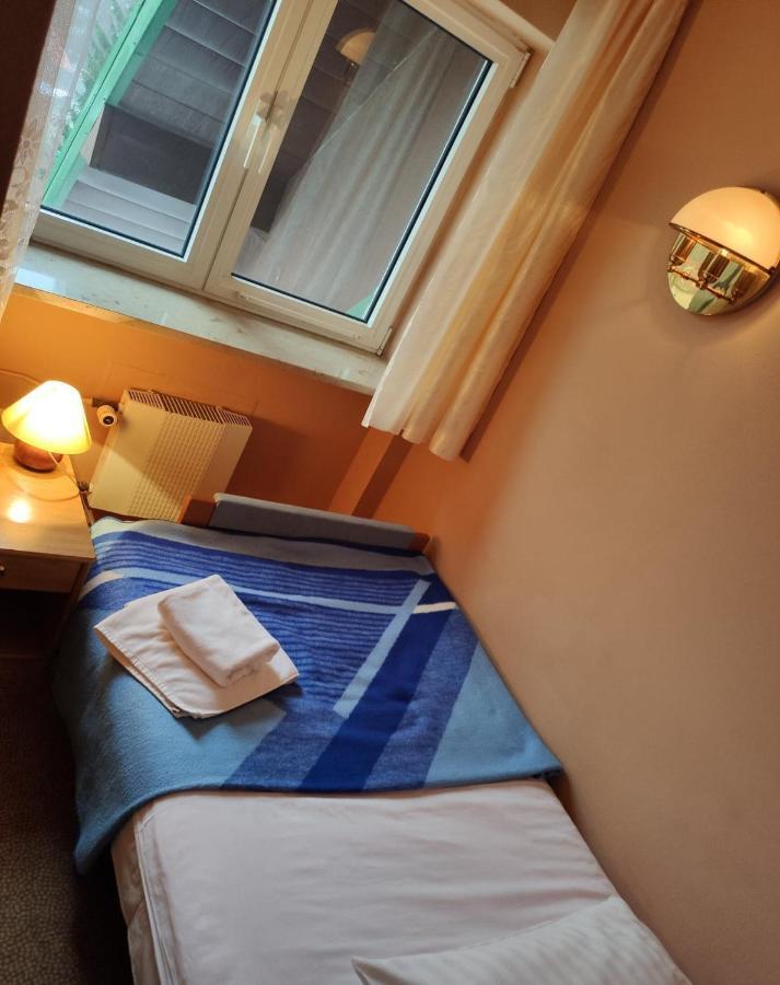 Dom Wypoczynkowy Belchatow W Szklarskiej Porebie Szklarska Poręba Esterno foto