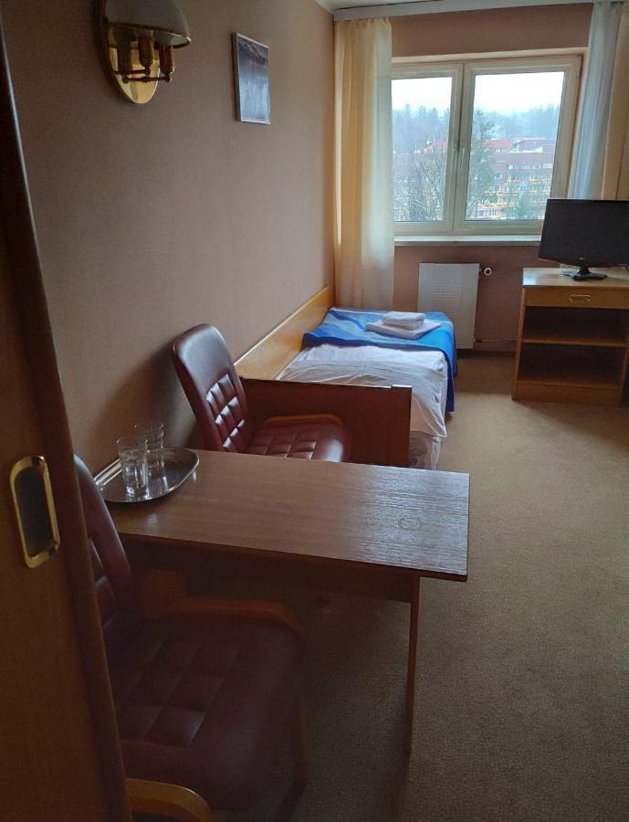 Dom Wypoczynkowy Belchatow W Szklarskiej Porebie Szklarska Poręba Esterno foto