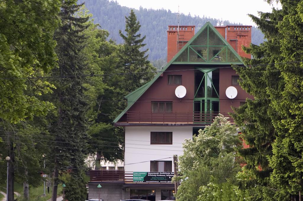 Dom Wypoczynkowy Belchatow W Szklarskiej Porebie Szklarska Poręba Esterno foto